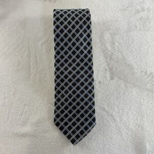 Saks Fifth Ave. Diamond Plaid Woven Corpcore Business Black Silk Made in USA Tie